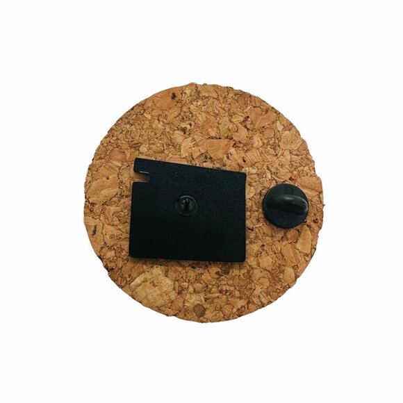 ✨Movie Set Clapboard Enamel Pin Speak Fluently In Movie Quotes Brooch Black Film - Picture 4 of 6